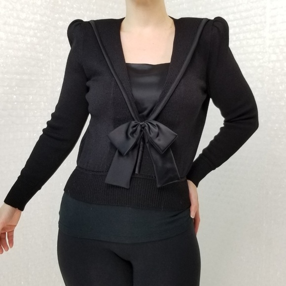 St. John Vintage 1970s knit top - Picture 2 of 7